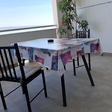 Apartments Davor Ceko Jesenice  Εξωτερικό φωτογραφία